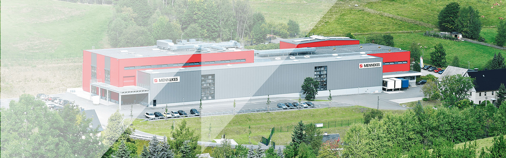 A picture showing the company building of MENNEKES Elektrotechnik Sachsen